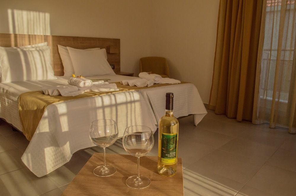 Castell Hotel Kissamos Exterior photo
